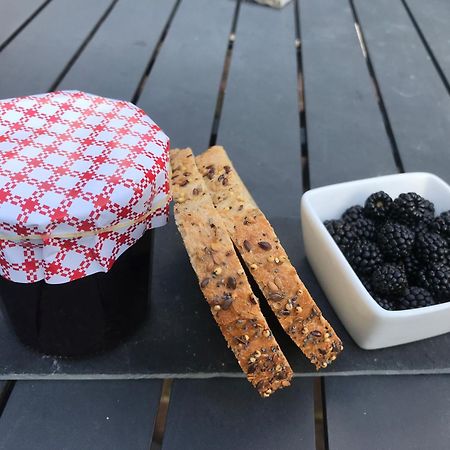 Apres La Pluie 호텔 Campigneulles-les-Petites 외부 사진
